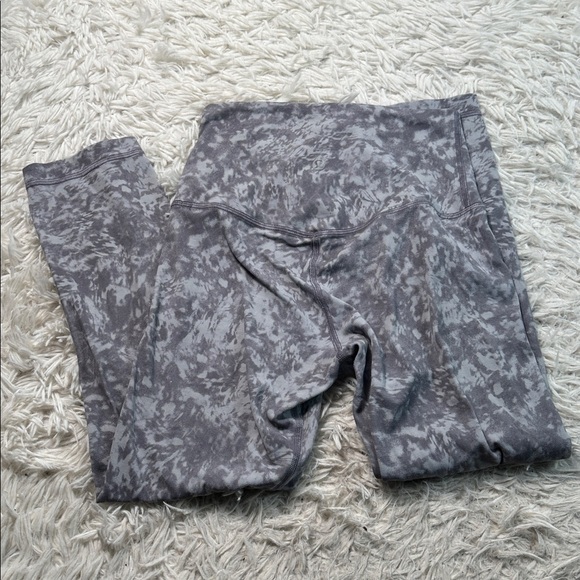 Lululemon Align Crop *21" Summer Shade Ice Grey Multi - Picture 3 of 5